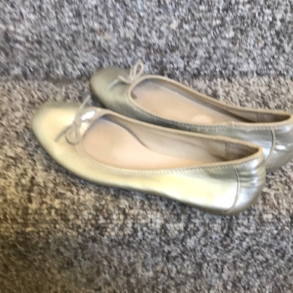 American Eagle By Payless Shoes Women Flat Light Golden Color